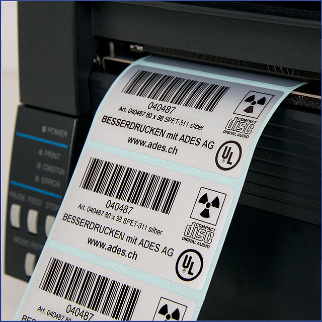 Individuelle silbrige Typenschild-Etiketten mit Barcode, Text, Logo, Piktogrammen usw.