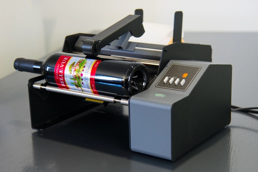 Etikettenapplikator AP360E von ADES AG